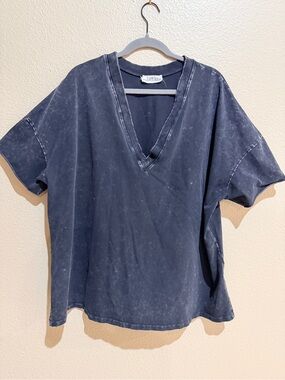 LaBiz Gray Mineral Wash Oversized V-Neck Top 🤍
